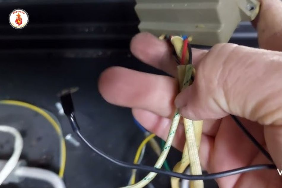 Quy trình chi tiết cách thay IC bếp gas an toàn tại nhà